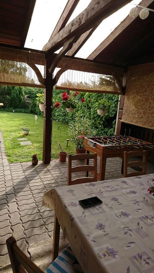 Liliána Vendégház Balatonfůzfő Kültér fotó