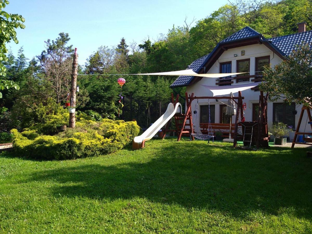 Liliána Vendégház Balatonfůzfő Kültér fotó